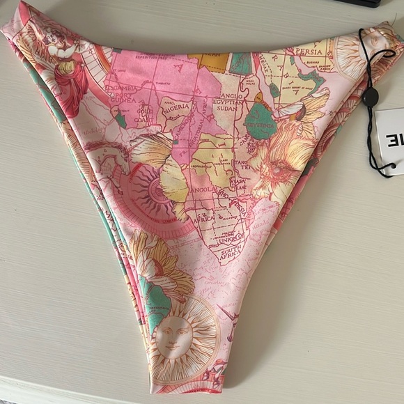 Skatie  ☀️ Parasol Kelly bikini bottom ☀️ - Picture 4 of 7